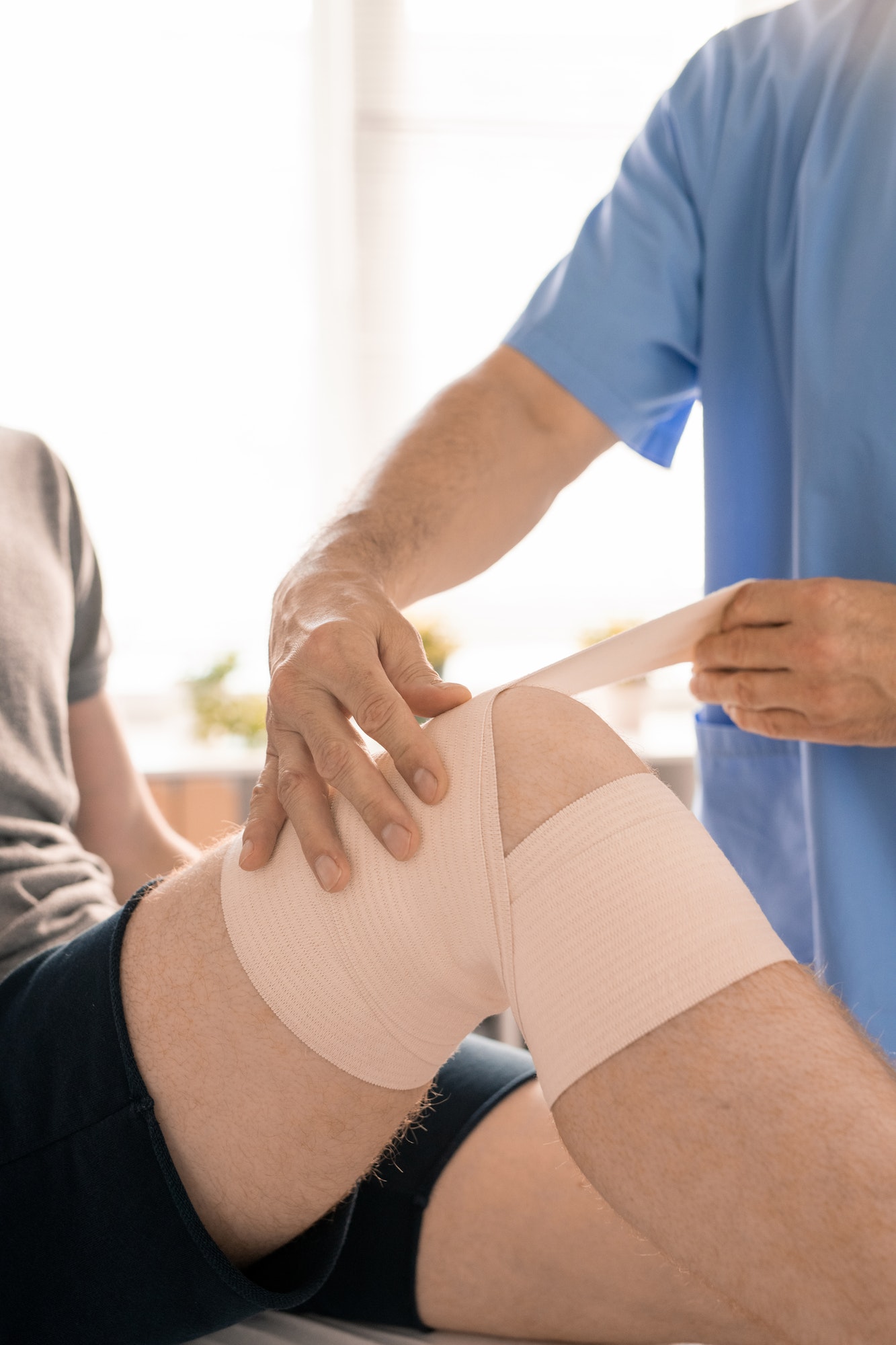 physiotherapy treatment for knee pain